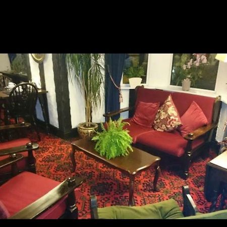 Hamilton Court Hotel Честер Екстер'єр фото