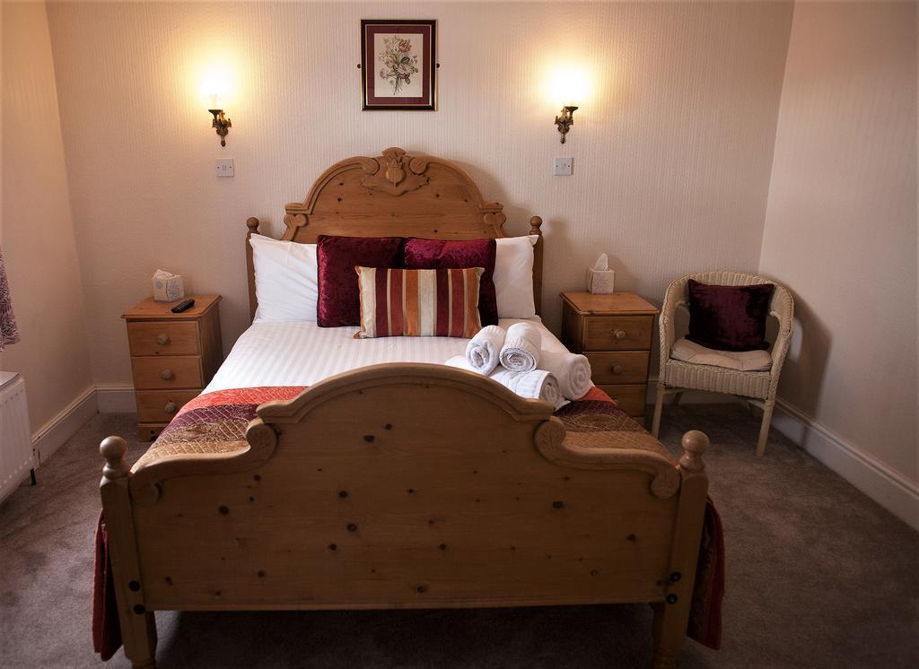 Hamilton Court Hotel Честер Екстер'єр фото